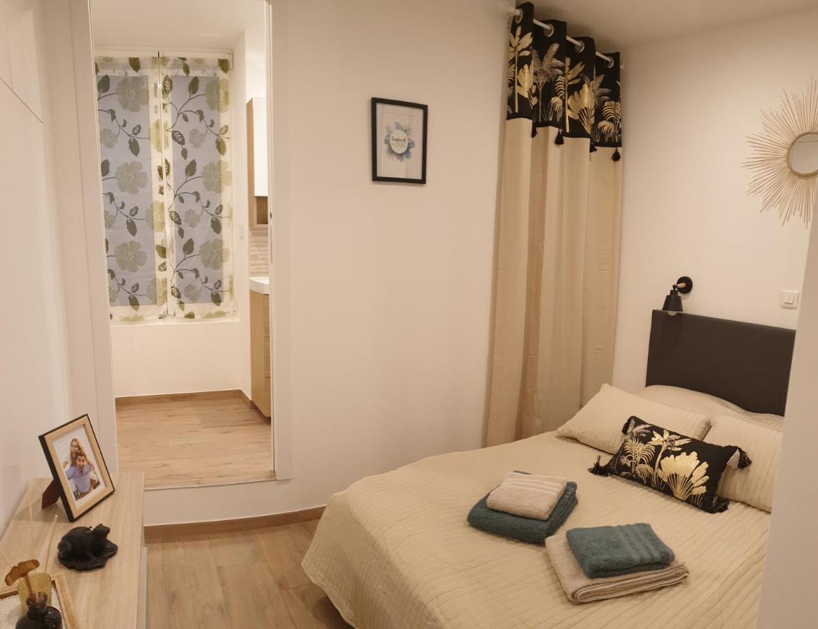 Charmant Studio Avec Coin Nuit - Vieille Ville Climatise Menton Exteriör bild