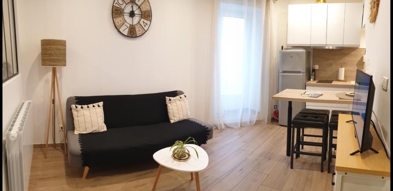 Charmant Studio Avec Coin Nuit - Vieille Ville Climatise Menton Exteriör bild