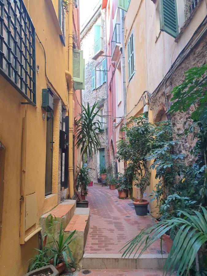 Charmant Studio Avec Coin Nuit - Vieille Ville Climatise Menton Exteriör bild
